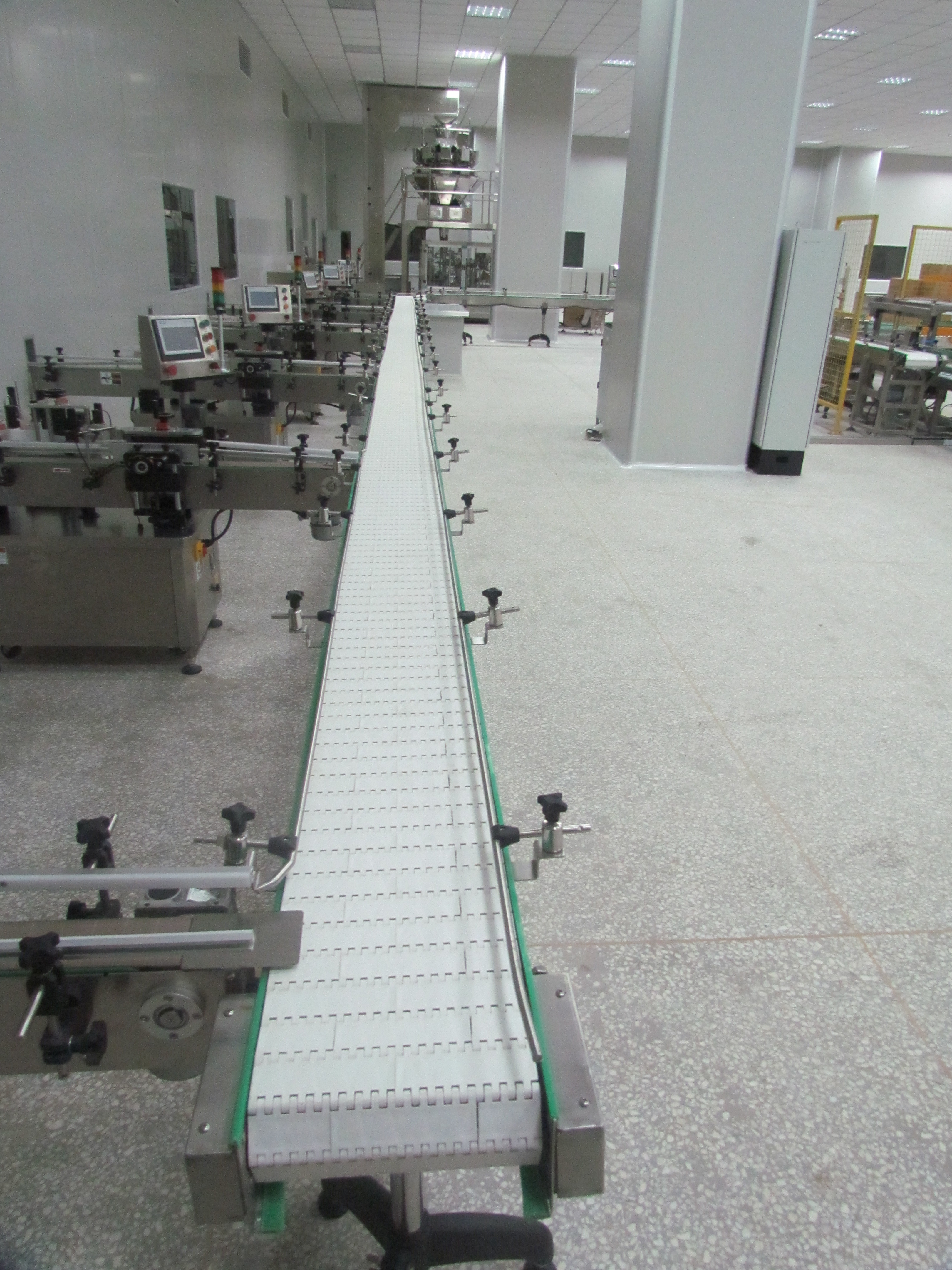 汇流链板输送机